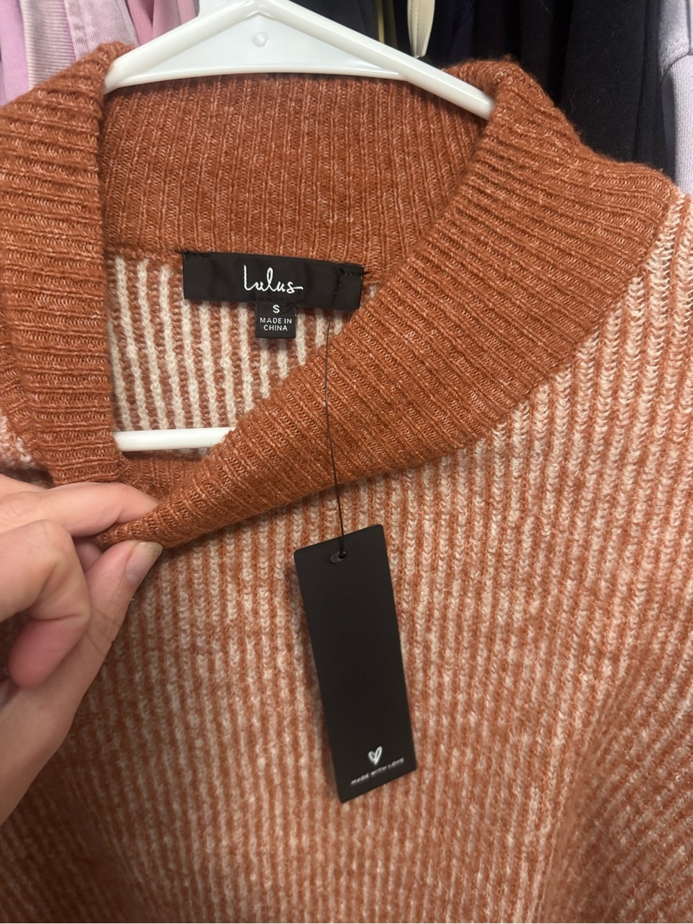 Lulu's Ribbed Mock Neck Sweater in Rust - Picture 3 of 3